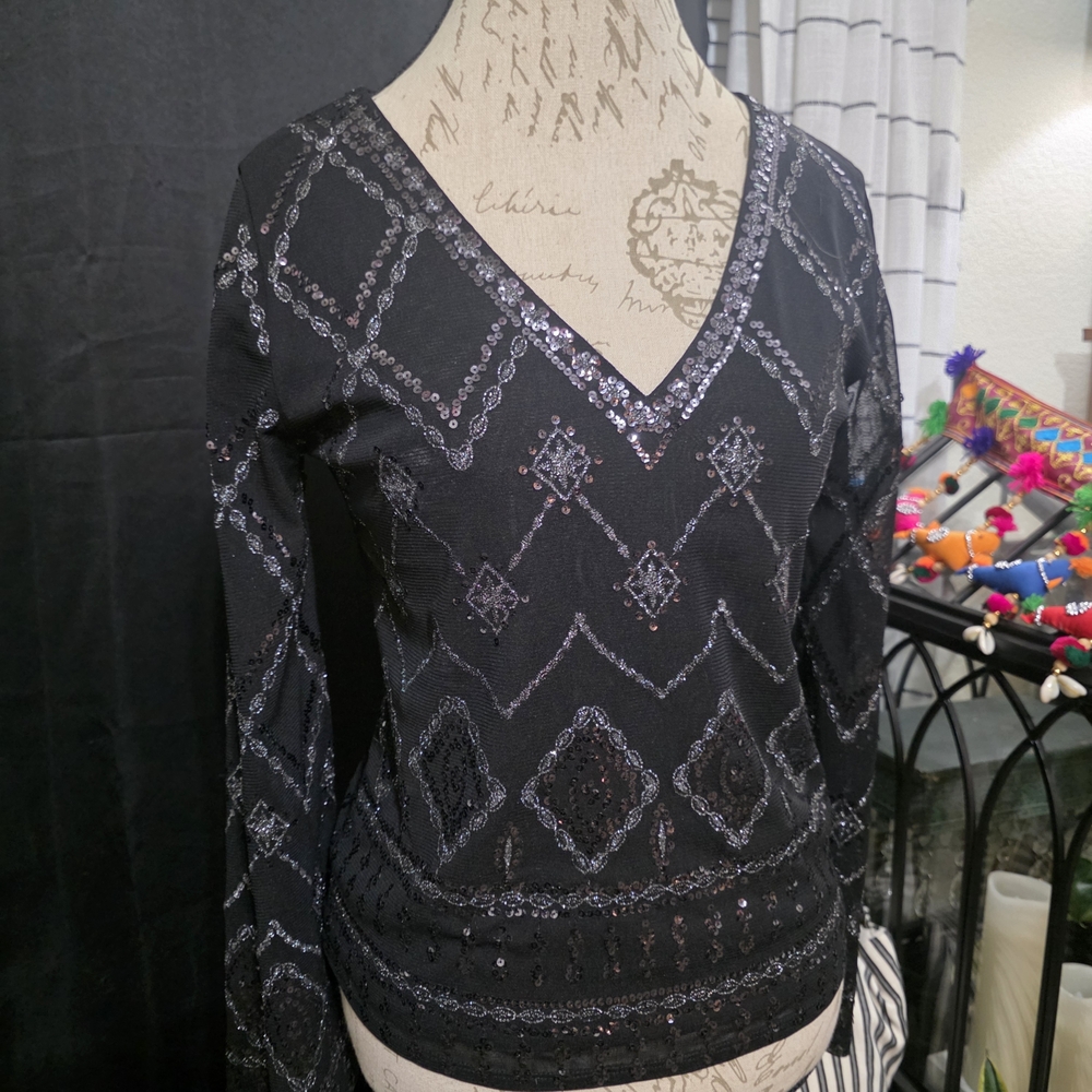 Vintage Y2K Express Sequins Stretchy Bell Sleeve Allover Embroidered Top